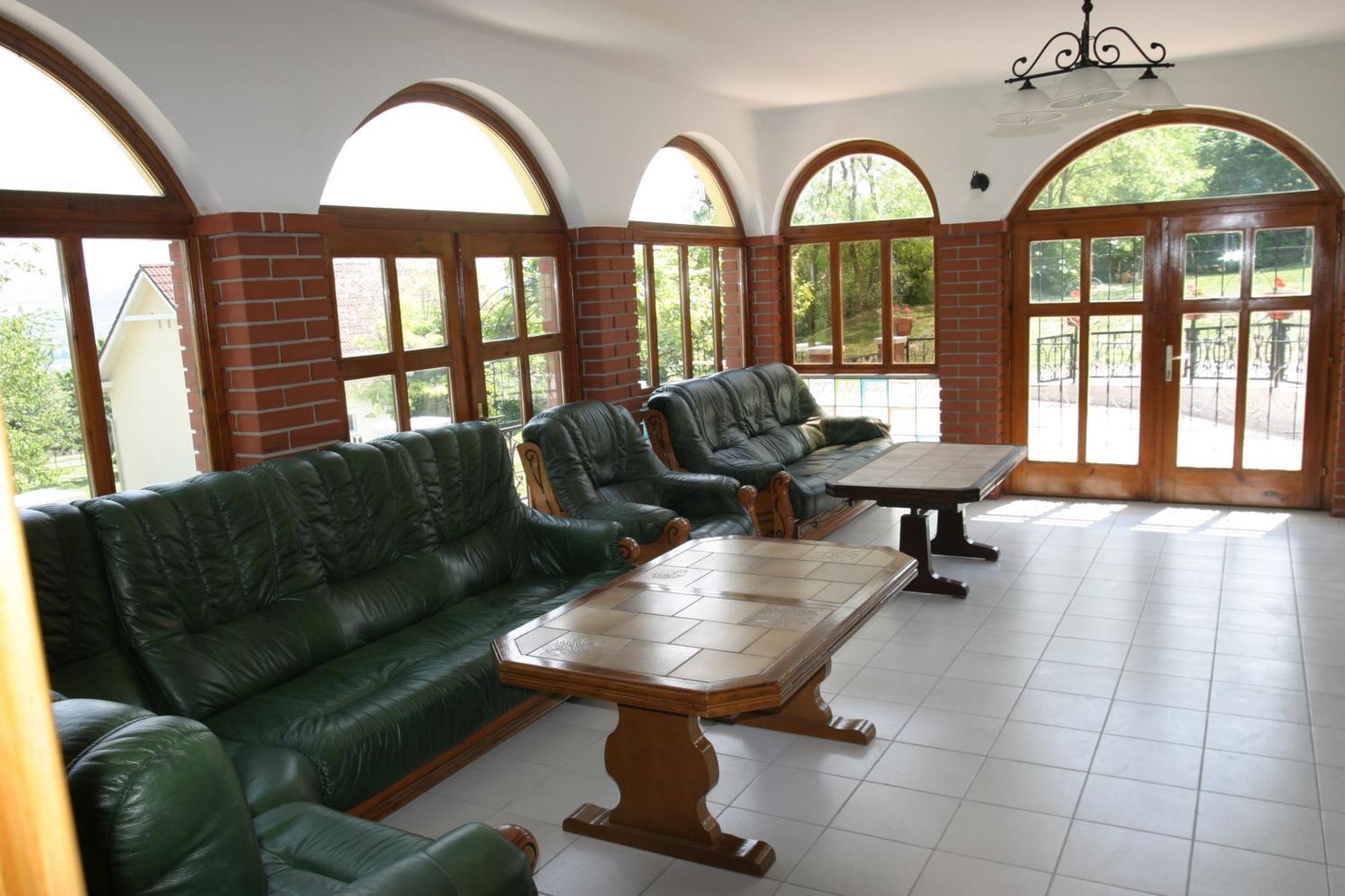 Villa Teleki Екстериор снимка