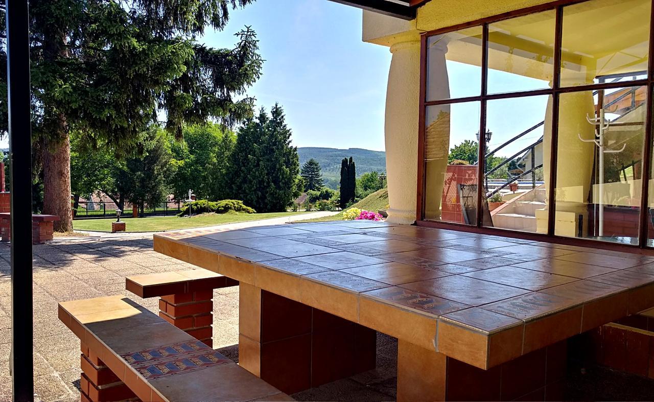Villa Teleki Екстериор снимка
