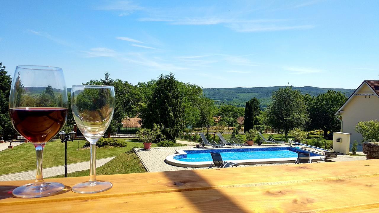 Villa Teleki Екстериор снимка