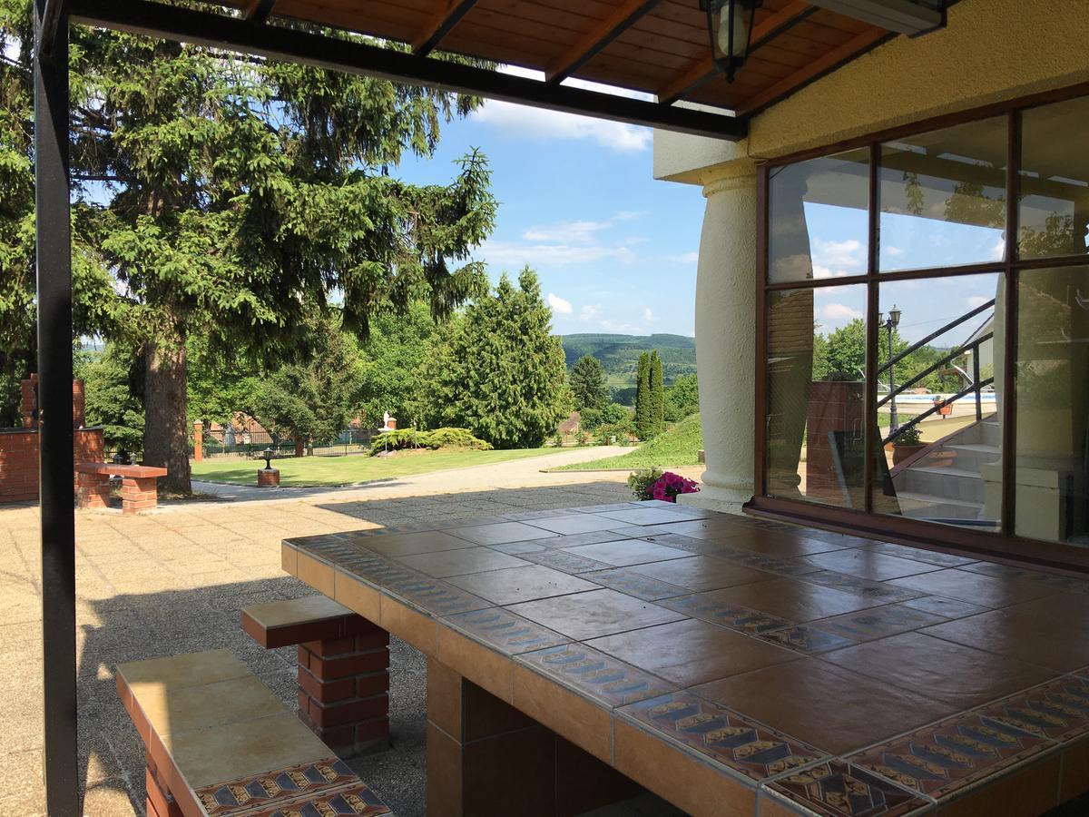 Villa Teleki Екстериор снимка