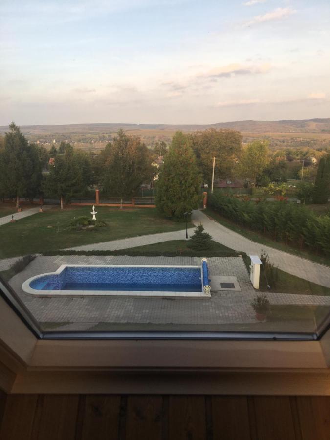 Villa Teleki Екстериор снимка